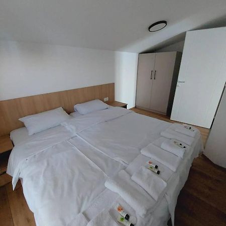 Peštani Nautica Apartments&Studios מראה חיצוני תמונה