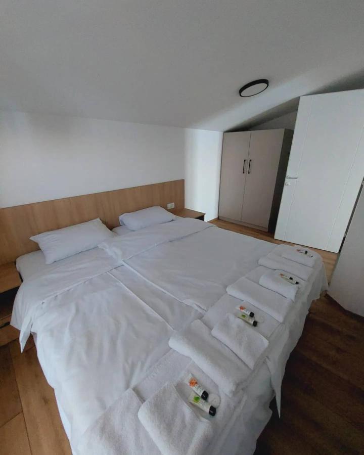 Peštani Nautica Apartments&Studios מראה חיצוני תמונה