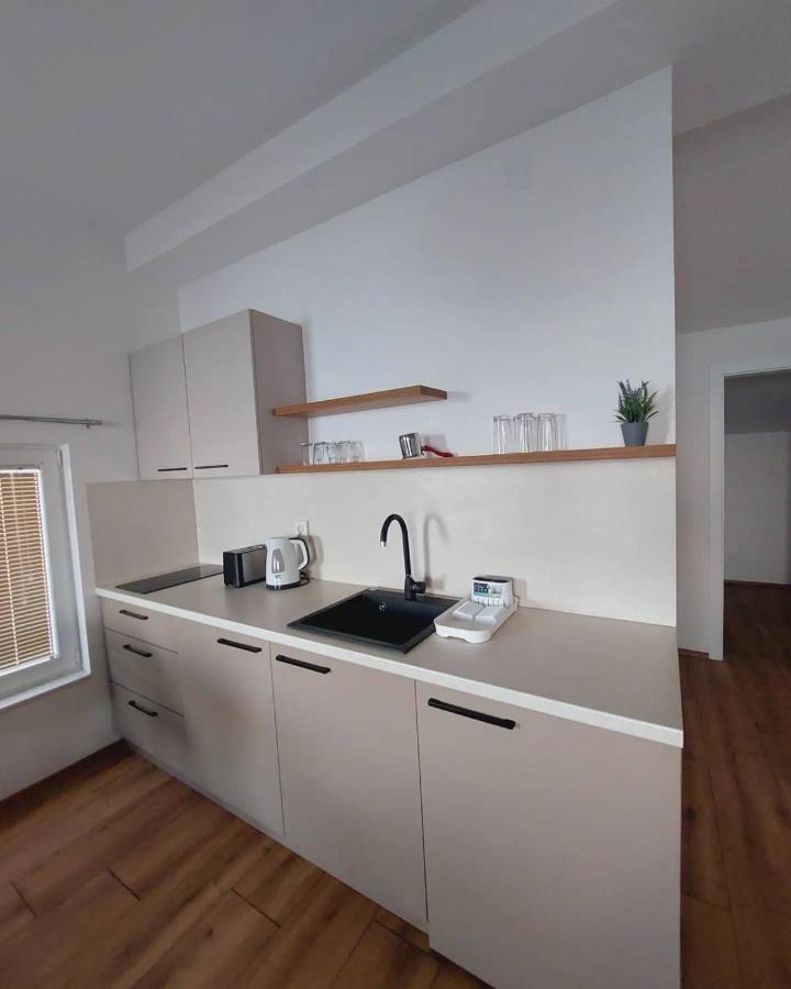 Peštani Nautica Apartments&Studios מראה חיצוני תמונה