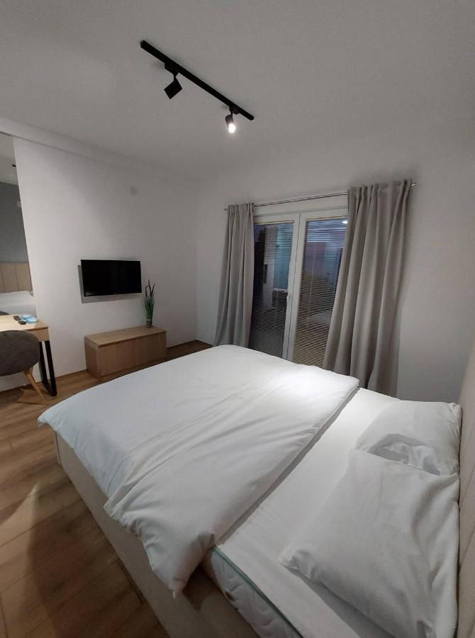 Peštani Nautica Apartments&Studios מראה חיצוני תמונה