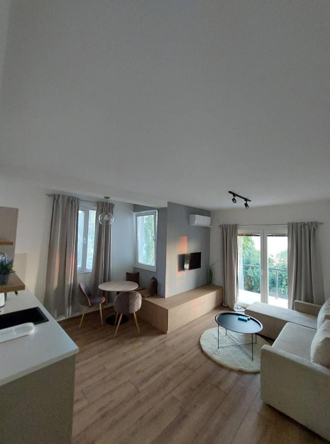 Peštani Nautica Apartments&Studios מראה חיצוני תמונה