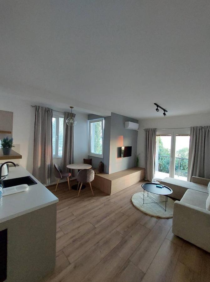Peštani Nautica Apartments&Studios מראה חיצוני תמונה